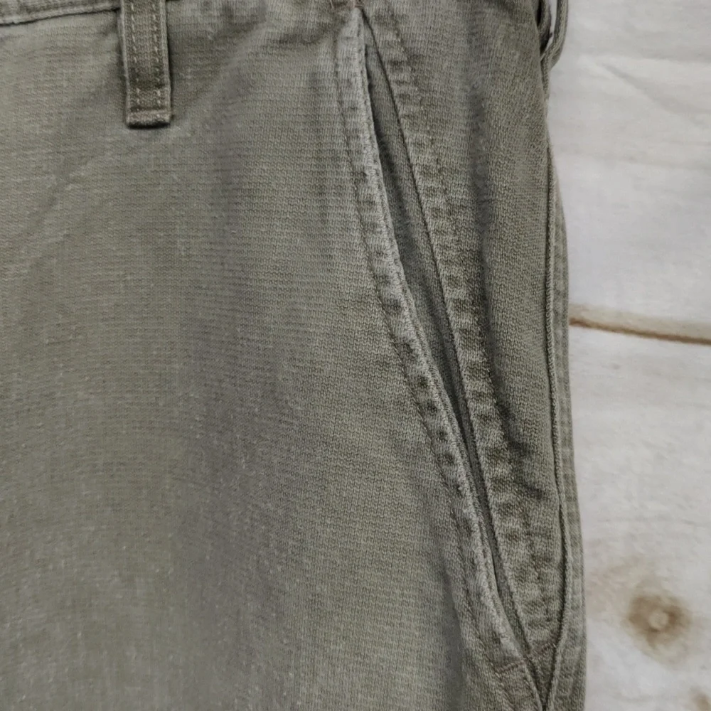 Columbia Cargo Shorts, Light Olive Grey Size 34 - Picture 3 of 11